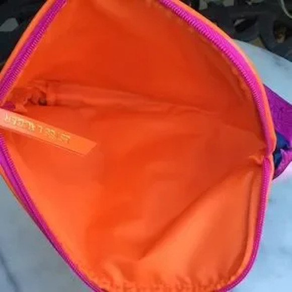 2 Cosmetic Bags - Picture 6 of 6